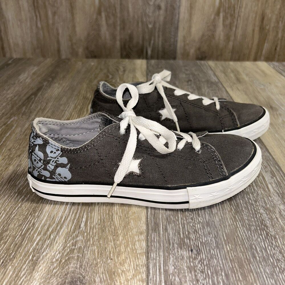 Converse One Star Dark Gray Skull Junior Youth US Size 2.5 Slip On Skate Shoes